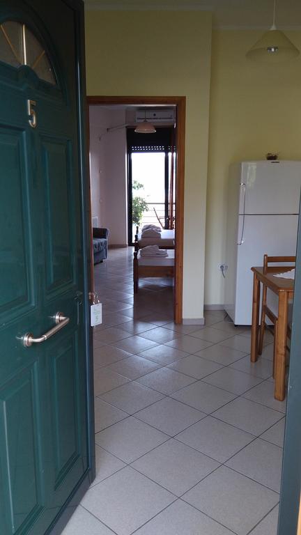 Nikolitsa Apartments Glyfada  Eksteriør billede