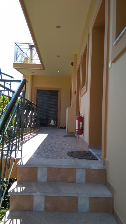 Nikolitsa Apartments Glyfada  Eksteriør billede
